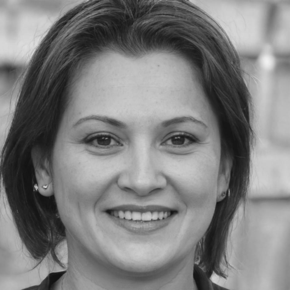Branchenanalystin und Mentorin